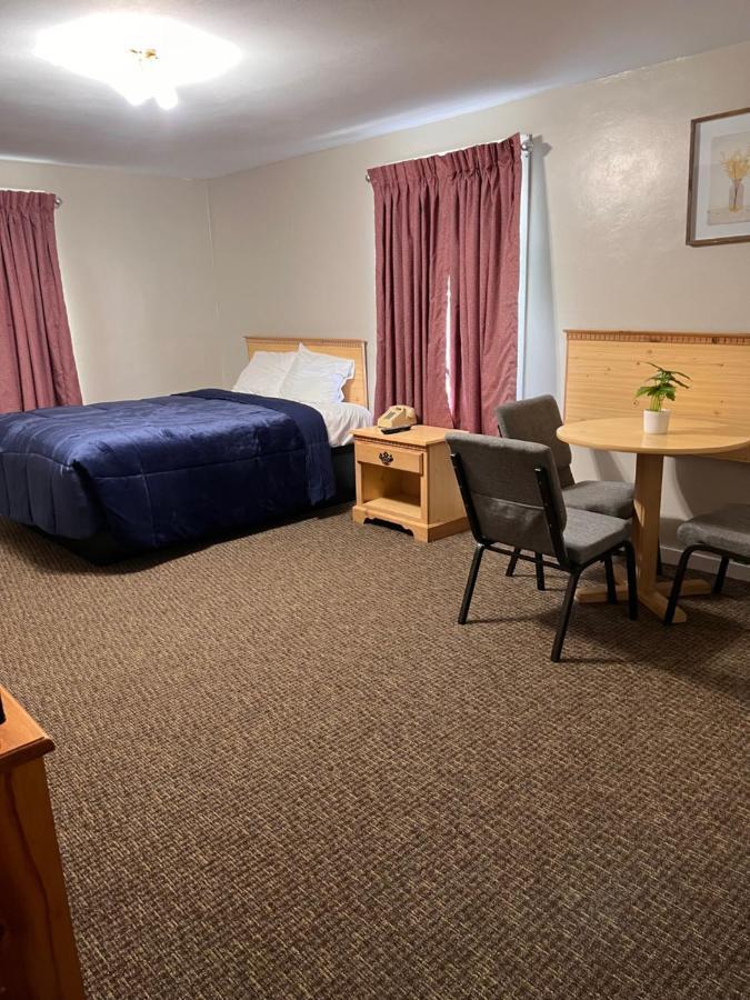 Oswego Inn 外观 照片
