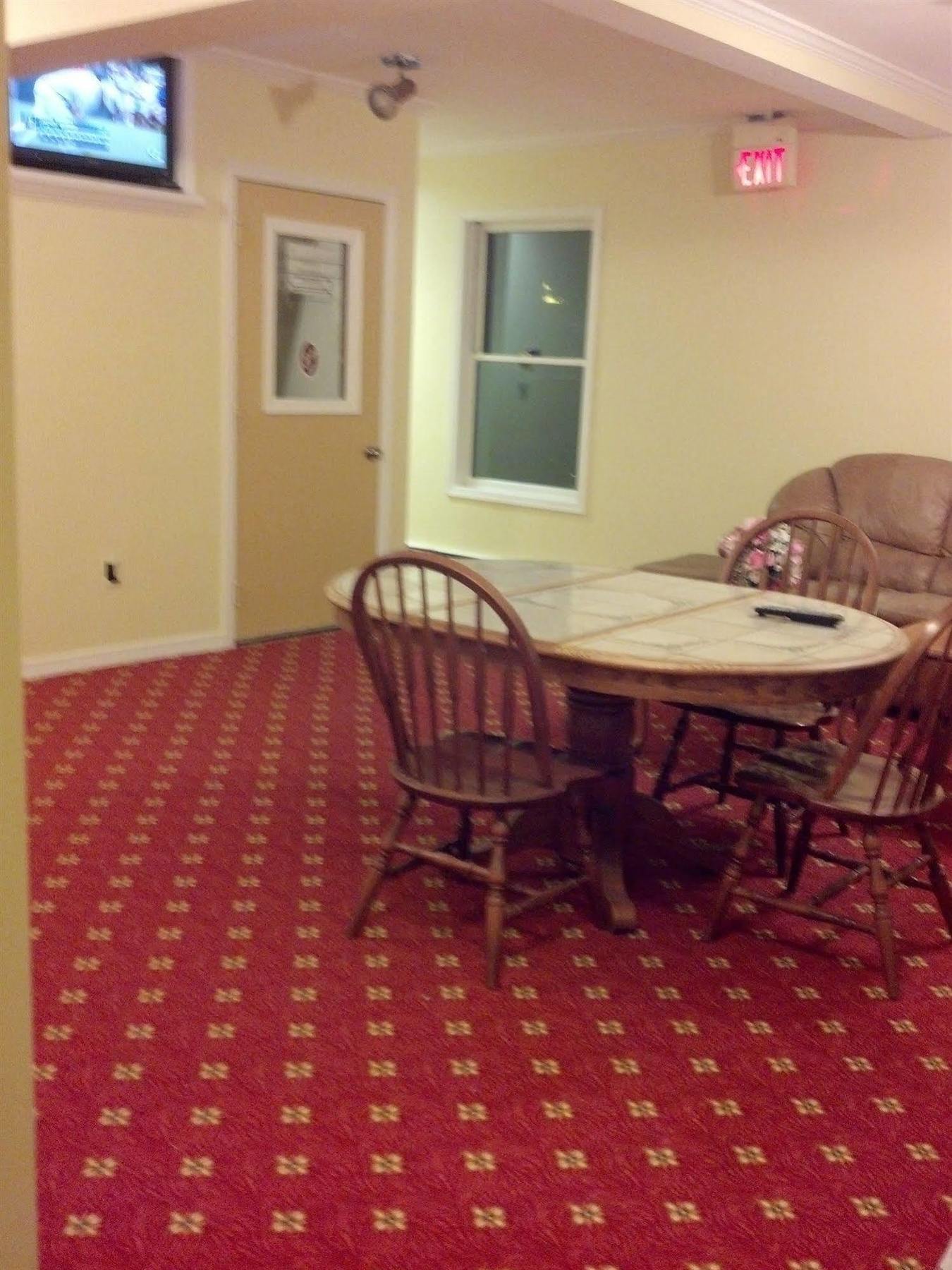Oswego Inn 外观 照片